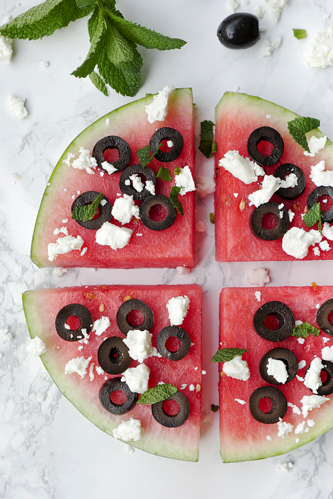 Quick Watermelon Pizza - a healthy summer snack